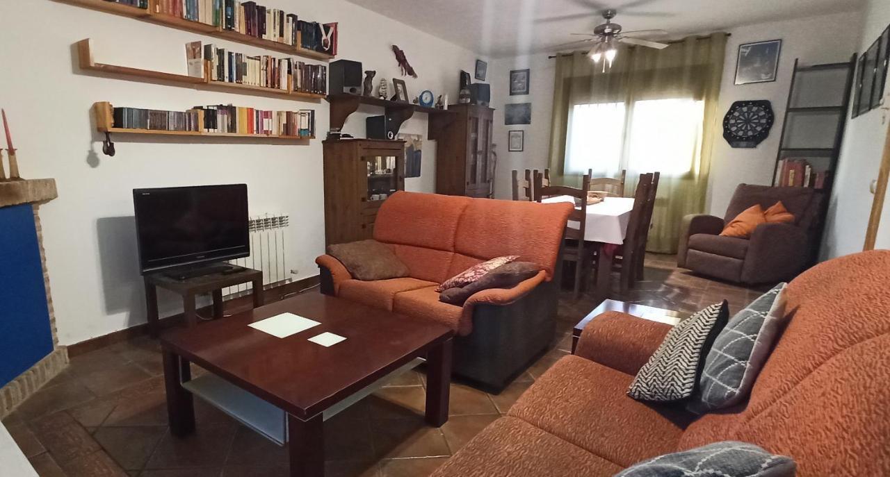 Higuera de las DueñasLa Higuera De Gredos别墅 外观 照片